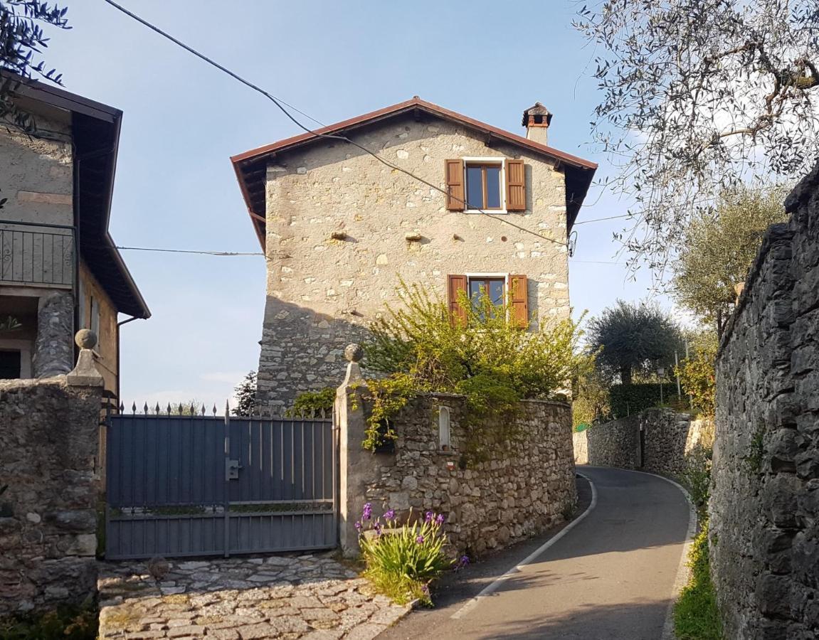 Ferienwohnung Al Piccolo Borgo Antico Torri Del Benaco Exterior foto